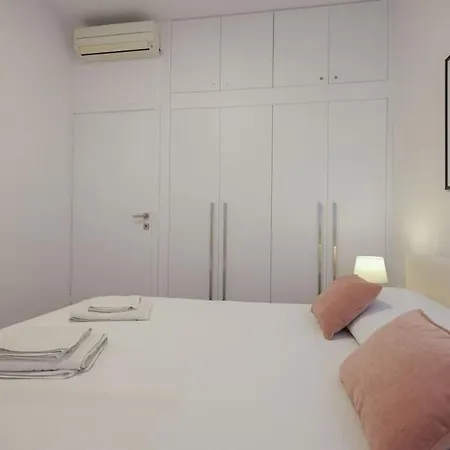 The J&c - 50m From The Beach! Apartamento Agia Pelagia (Creta)
