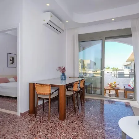 The J&c - 50m From The Beach! Apartamento *